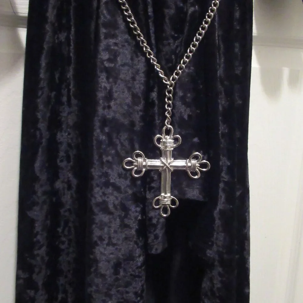 Vintage Crushed Velvet Goth Gown Bell Sleeves Dramatic Cross Chain Small EUC - Picture 4 of 15